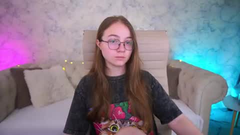 arrinawair online show from June 12, 7:40 am