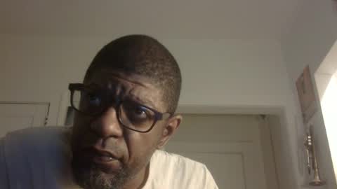 Arteblazze not daddy boy bitch or nigga online show from September 18, 1:09 am