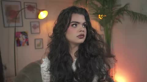 Chloe  online show from November 29, 1:13 am