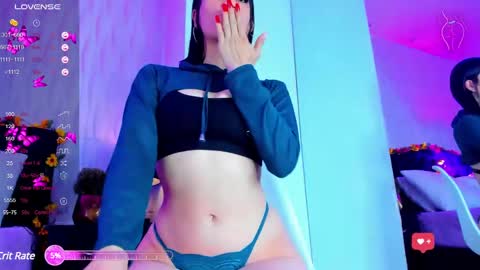Snapshot of artemisa_leon chatting on February 10, 3:13 am artemisa_leon online show from February 10, 3:13 am