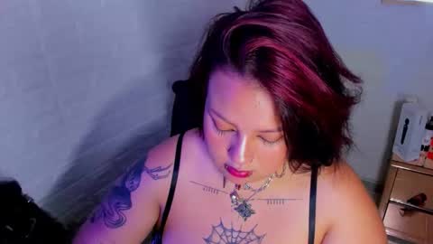 artenisa_tay69 online show from November 25, 5:17 am