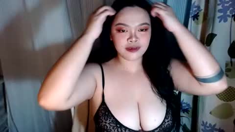 monica online show from June 15, 3:31 am