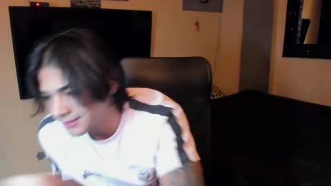 I AM HERE online show from April 17, 2:03 am