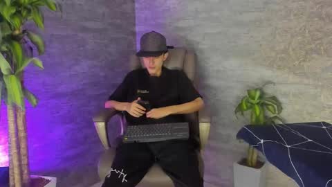 arthurcox_ online show from October 7, 5:31 pm