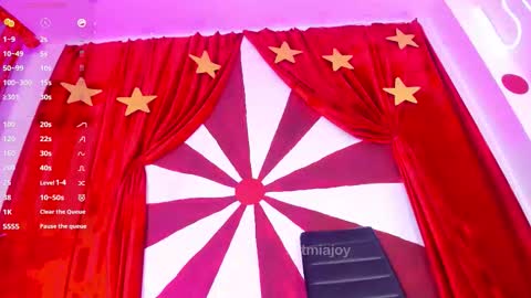 MIA OF artmiajoy online show from October 15, 2:07 pm