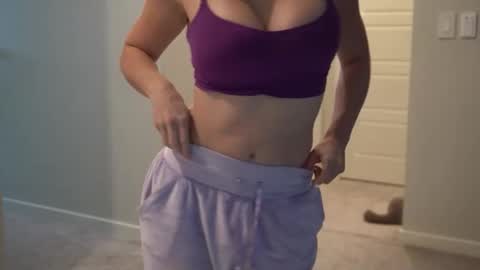 Ms Paradise online show from May 22, 6:36 pm