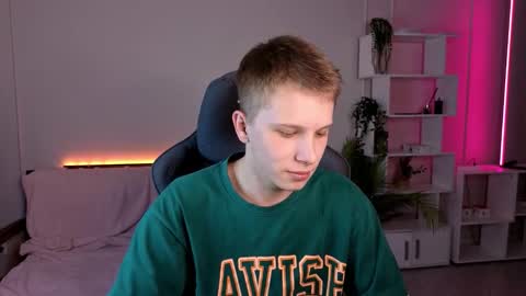 Archie online show from October 10, 9:19 pm