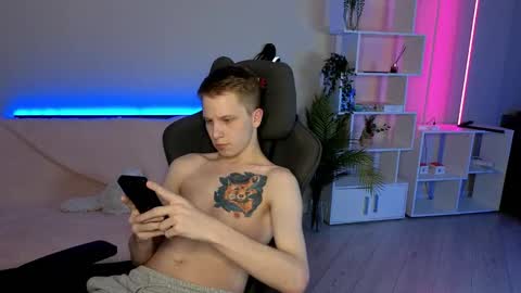 Archie online show from October 4, 5:55 pm