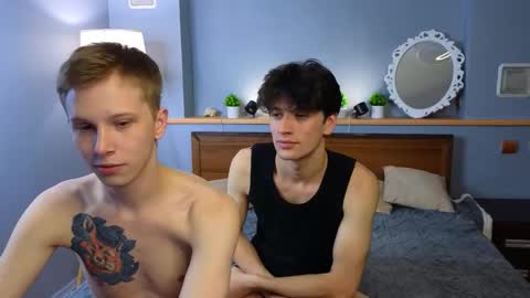 Archie online show from October 15, 8:15 am