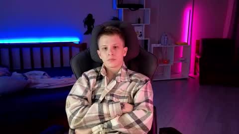 Archie online show from September 23, 11:00 pm