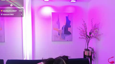 ARY.  online show from February 9, 12:42 pm