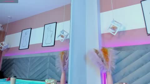 ARY THOMPSON online show from April 15, 12:41 pm