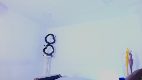 Snapshot of arya_02 chatting on September 18, 12:20 pm Arya online show from September 18, 12:20 pm