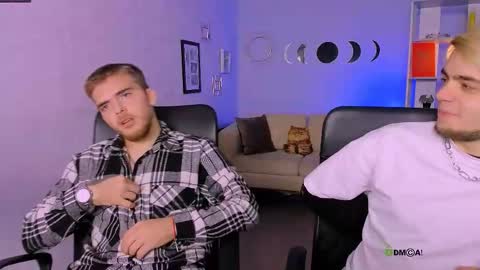 ash_raven_ online show from November 6, 9:23 am