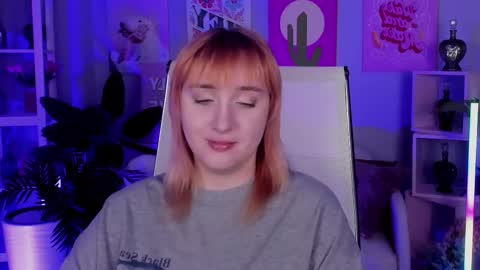Snapshot of asheluck chatting on September 16, 2:46 am AshleyAshe online show from September 16, 2:46 am