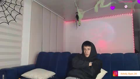 Ashley And Ryan  online show from October 23, 11:05 pm