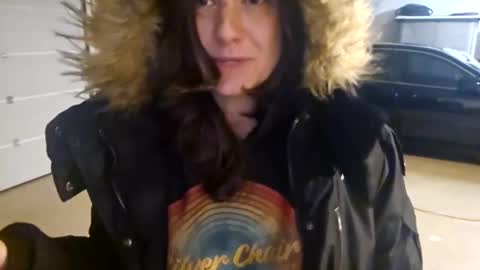 Snapshot of ashelynngrey1986 chatting on December 5, 3:42 am Ashelynn Grey online show from December 5, 3:42 am