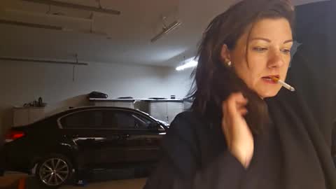 Snapshot of ashelynngrey1986 chatting on January 6, 12:35 pm Ashelynn Grey online show from January 6, 12:35 pm