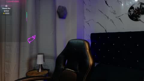   Asher  online show from May 25, 8:26 pm