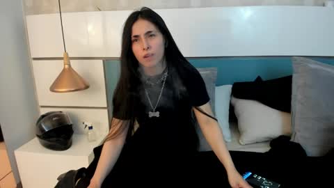 Ashkoreh online show from May 19, 7:21 pm
