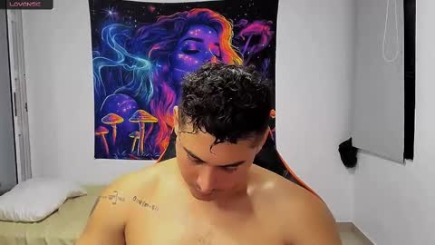 Snapshot of ashlan_king chatting on September 22, 2:37 am ashlan_king online show from September 22, 2:37 am
