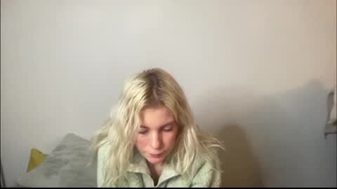 Ashlee online show from January 13, 3:47 am