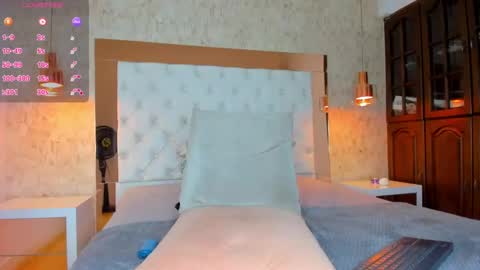 Ashleey Brownn  online show from December 19, 1:39 am