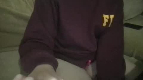 Ashleigh online show from December 18, 3:24 am