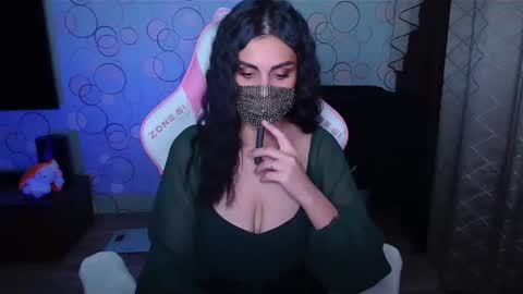   Yasmina   online show from September 30, 4:01 am