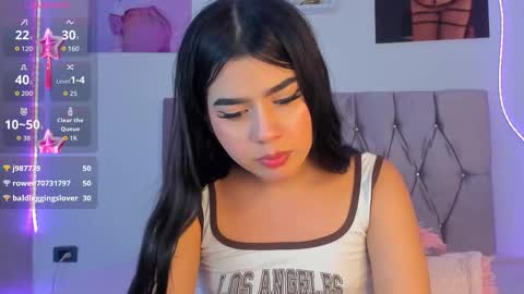 Ashley online show from January 9, 9:04 am