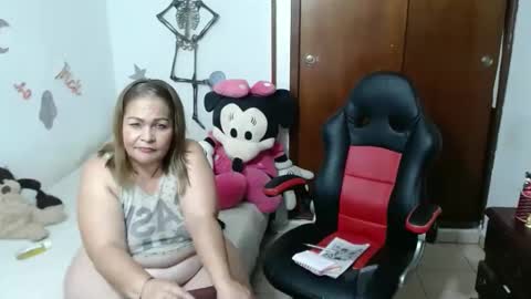 ashley pink11 online show from October 21, 12:05 am