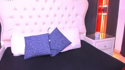 ashleydias online show from June 30, 4:34 am