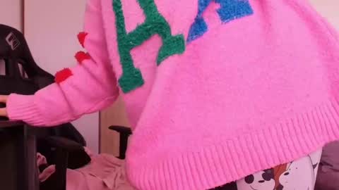 Ashley online show from September 28, 5:33 pm