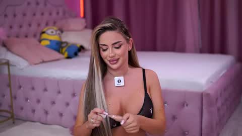 Ashley online show from October 9, 3:28 pm