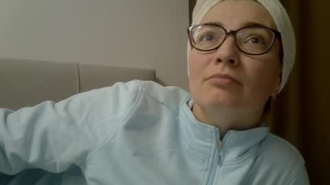 Ashley online show from January 16, 9:07 am