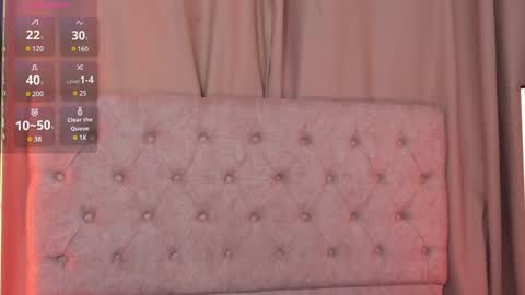 Ashley Lauren online show from January 29, 7:15 am
