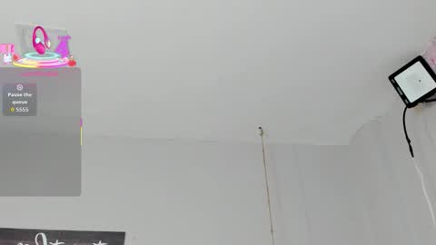 kylie online show from October 22, 3:10 am