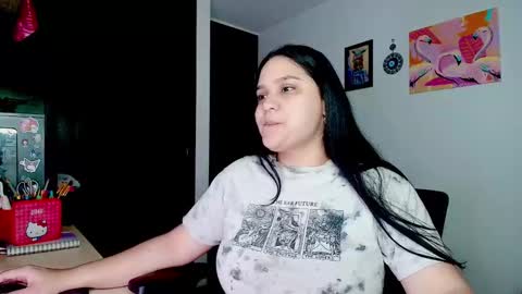 ashliecooperr online show from January 9, 2:28 am