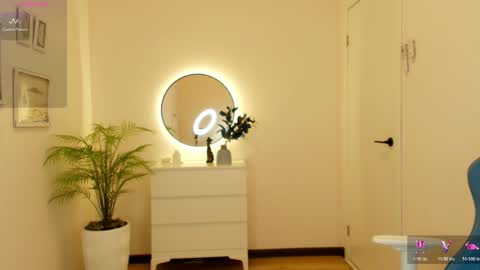 Victoria  online show from April 4, 2:29 am