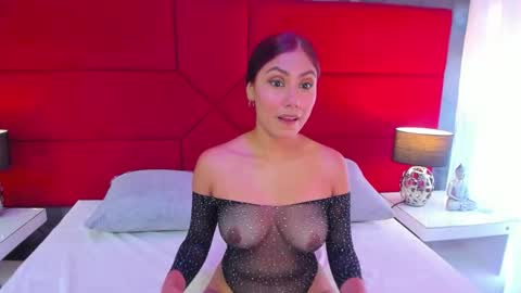 ashlye_collins online show from November 19, 2:49 pm
