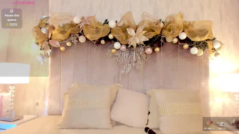 Snapshot of ashlye_stone chatting on December 29, 3:44 am Paula Baleta online show from December 29, 3:44 am