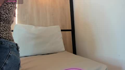 ashlyn online show from January 12, 8:16 pm