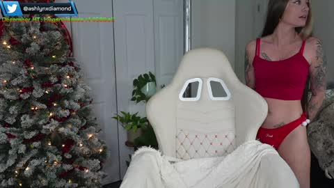 Ashlyndiamond online show from December 23, 10:23 pm