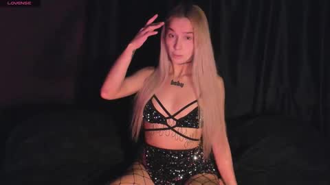 Mila online show from October 7, 8:21 am