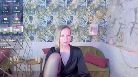 Snapshot of asia_rain_ chatting on March 4, 8:46 am Asia online show from March 4, 8:46 am