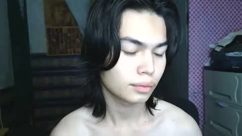 asian_babyboi online show from January 12, 7:54 pm