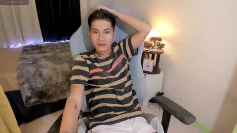 Snapshot of asian_cumsawyer chatting on January 25, 3:19 am bigload CUM take me private show or passwordshow online show from January 25, 3:19 am