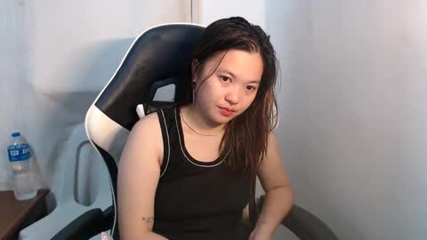 bb girl online show from February 6, 6:10 pm