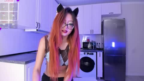 asian_loverpop online show from April 30, 3:33 am