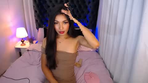 LUCI BABE online show from February 7, 4:03 pm
